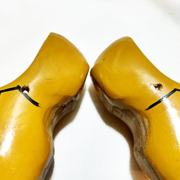 Vintage Dutch Decorative Hand Painted Wooden Clogs - Picture 12 of 16